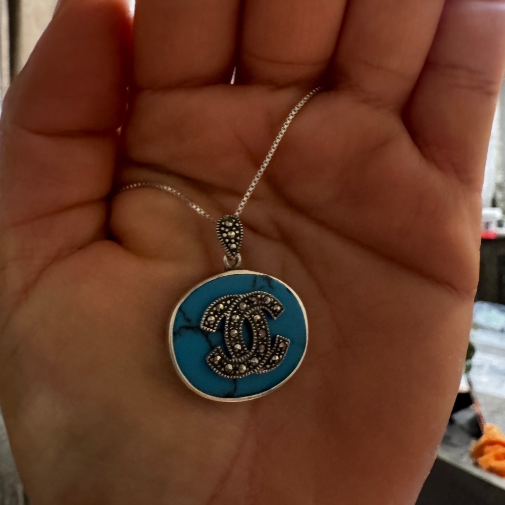 Channel turquoise pendant with 925 necklace